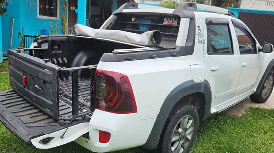 RENAULT DUSTER OROCH 2.0 16V FLEX DYNAMIQUE 4P MANUAL RENAULT DUSTER OROCH 2.0 16V FLEX DYNAMIQUE 4P MANUAL